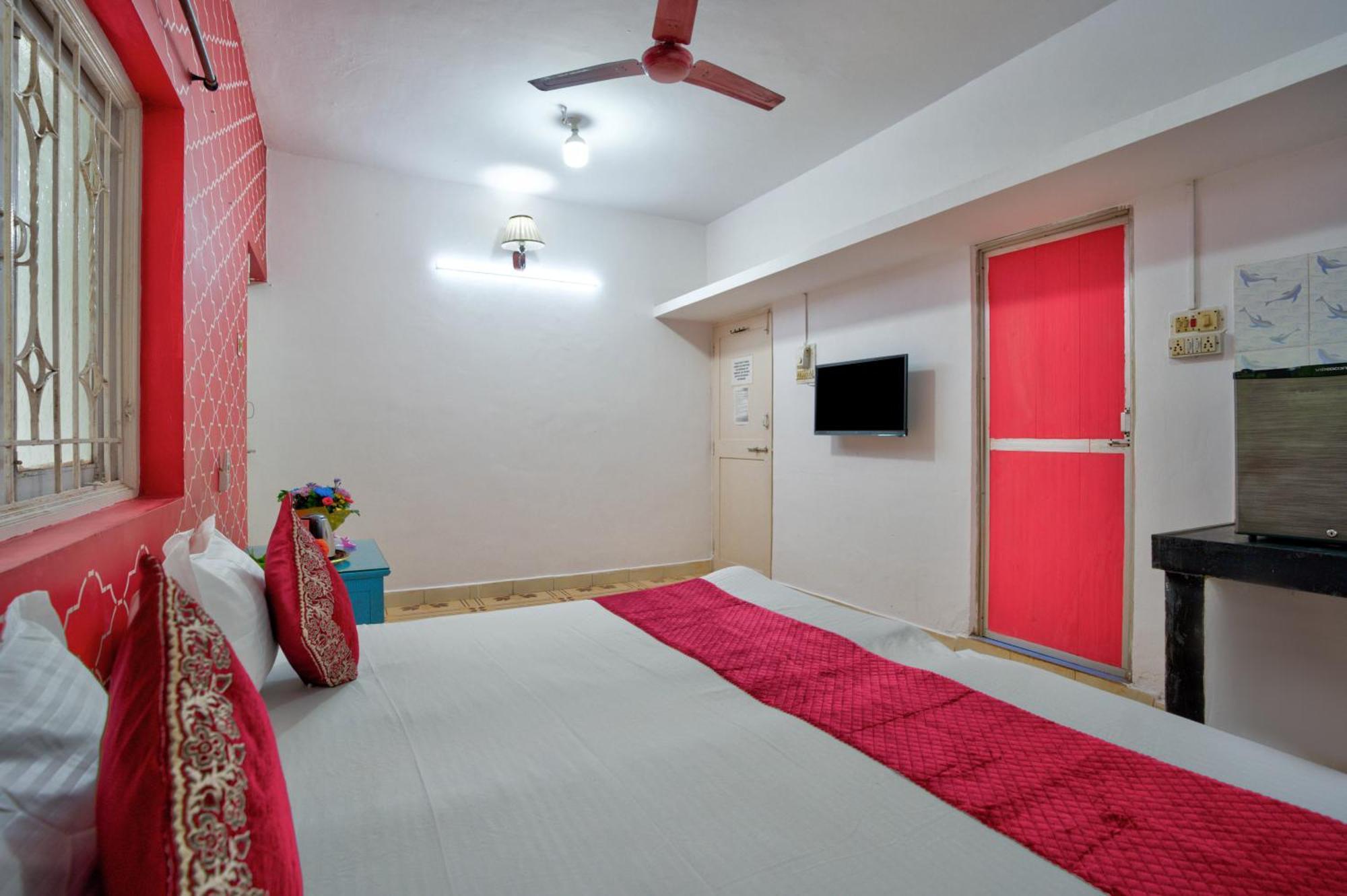 Oceanic Pearl Beach Guest House กาลังกูติ ภายนอก รูปภาพ